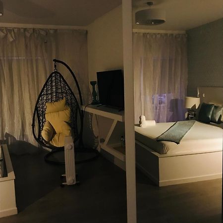 カパリカ Brandao Houseホステル エクステリア 写真